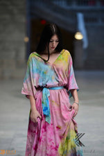 Load image into Gallery viewer, Dreamy Watercolor Kaftan – Light &amp; Soft, Fairytale-Inspired Colors, Elegant Beachwear &amp; Lounge Wear
